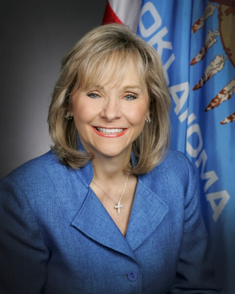 Commencement Governor Mary Fallin